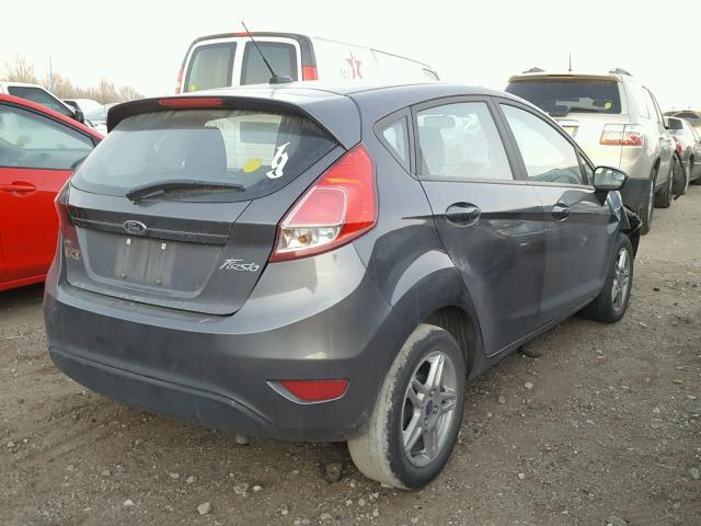 3FADP4EJ5HM104021 - 2017 FORD FIESTA SE GRAY photo 4