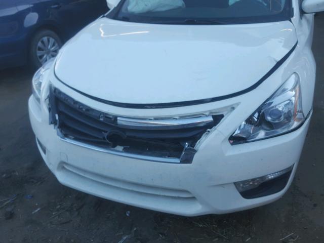 1N4AL3AP7FC458138 - 2015 NISSAN ALTIMA 2.5 WHITE photo 9