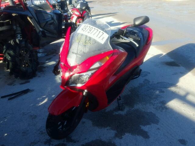 MLHNF0402E5001155 - 2014 HONDA NSS300 RED photo 2