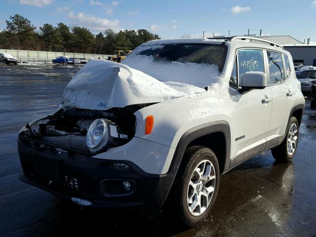 ZACCJBBT3GPD11066 - 2016 JEEP RENEGADE L WHITE photo 2