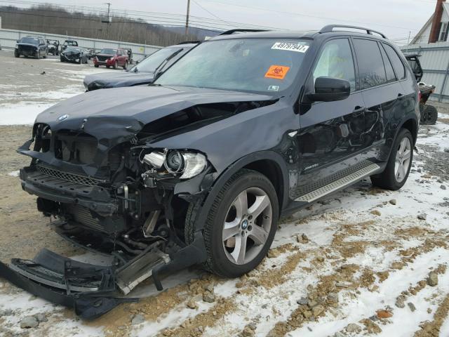 5UXFF0C50ALT76003 - 2010 BMW X5 XDRIVE3 შავი ფოტო 2