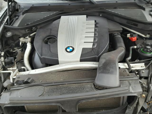 5UXFF0C50ALT76003 - 2010 BMW X5 XDRIVE3 შავი ფოტო 7