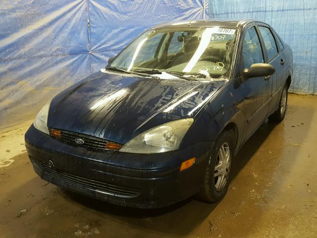 1FAFP34P13W113798 - 2003 FORD FOCUS SE BLUE photo 2