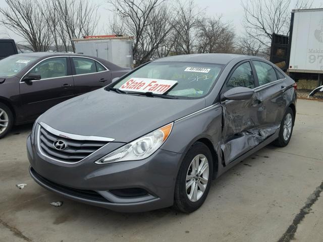 5NPEB4AC3BH066192 - 2011 HYUNDAI SONATA GLS GRAY photo 2