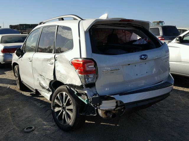 JF2SJGWCXHH806877 - 2017 SUBARU FORESTER 2 WHITE photo 3