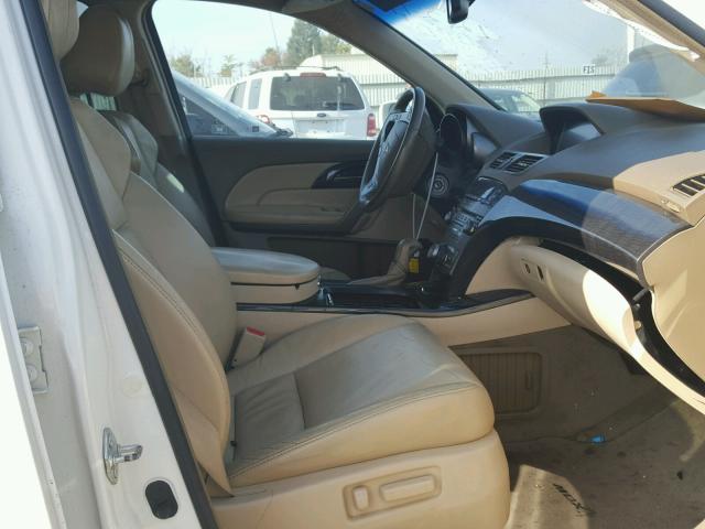 2HNYD28398H536688 - 2008 ACURA MDX TECHNO WHITE photo 5