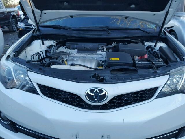 4T1BF1FK7CU630063 - 2012 TOYOTA CAMRY BASE WHITE photo 7