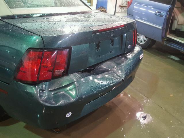1FAFP44411F218365 - 2001 FORD MUSTANG GREEN photo 9
