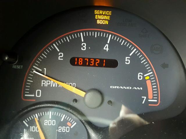 1G2NE52T51M660383 - 2001 PONTIAC GRAND AM S 银色 照片 8