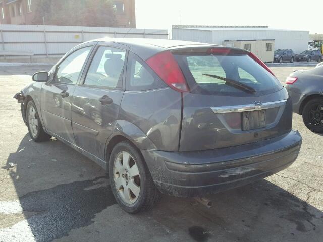 3FAHP37312R143516 - 2002 FORD FOCUS ZX5 GRAY photo 3