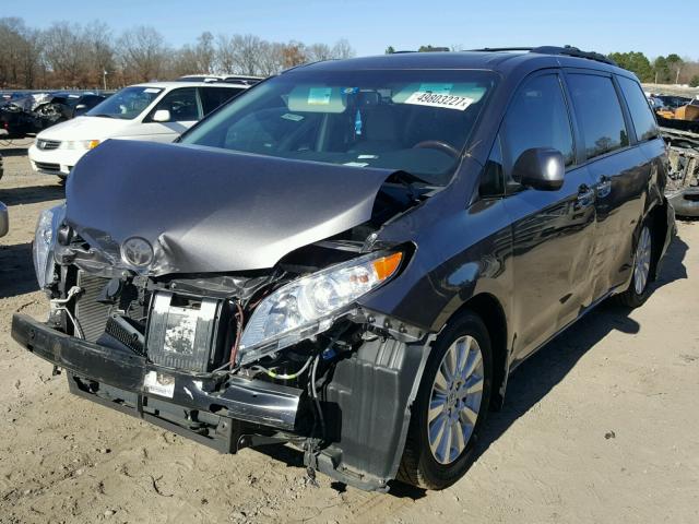 5TDYK3DC3CS218227 - 2012 TOYOTA SIENNA XLE GRAY photo 2