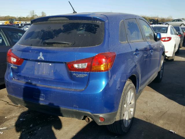 4A4AP3AU8FE021525 - 2015 MITSUBISHI OUTLANDER BLUE photo 4