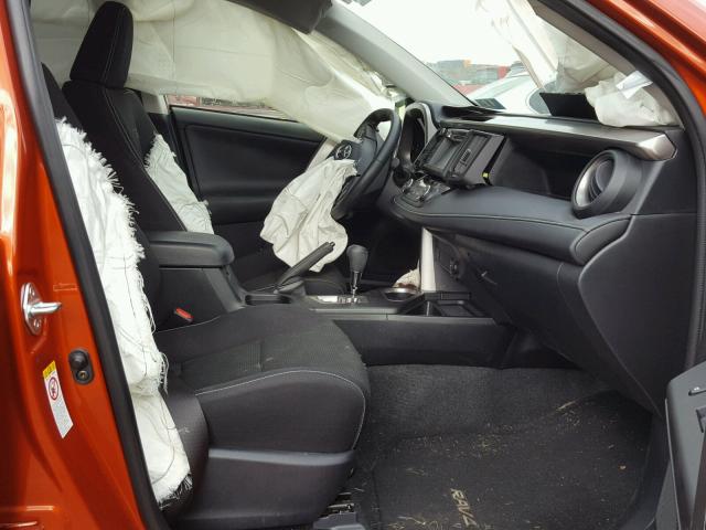 JTMRFREV1GJ076944 - 2016 TOYOTA RAV4 XLE ORANGE photo 5