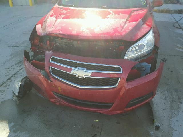 1G11D5RR0DF119590 - 2013 CHEVROLET MALIBU 1LT RED photo 9