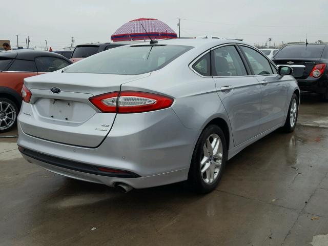 3FA6P0HR2DR156397 - 2013 FORD FUSION SE SILVER photo 4