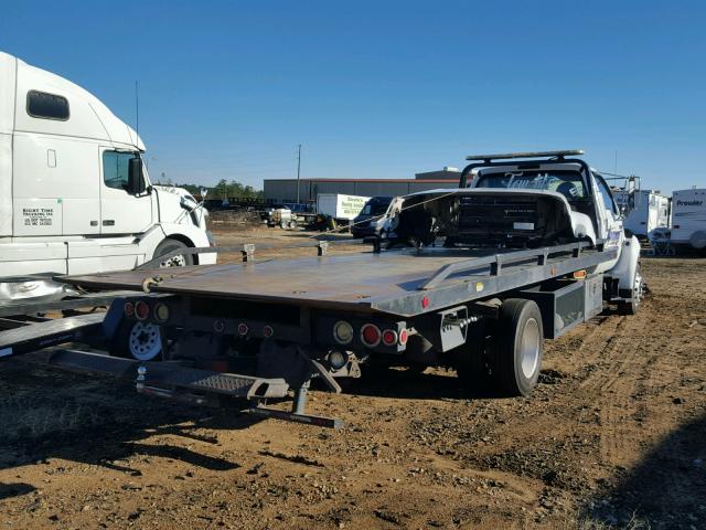 3FRWF65CX8V067855 - 2008 FORD F650 SUPER WHITE photo 4