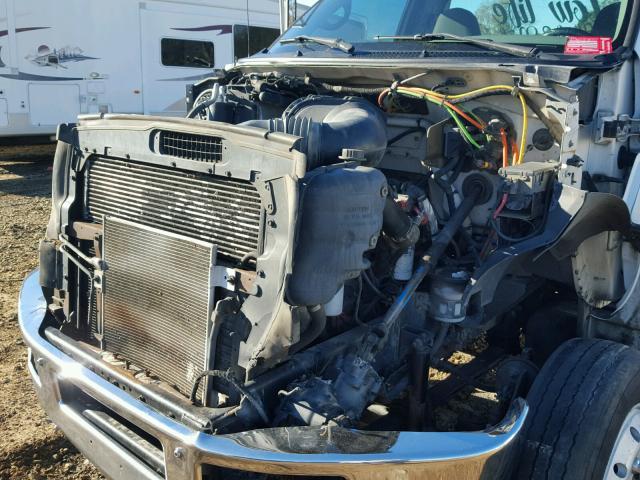 3FRWF65CX8V067855 - 2008 FORD F650 SUPER WHITE photo 7