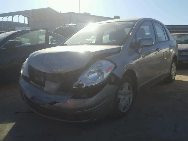 3N1BC1AP2BL465616 - 2011 NISSAN VERSA S SILVER photo 2