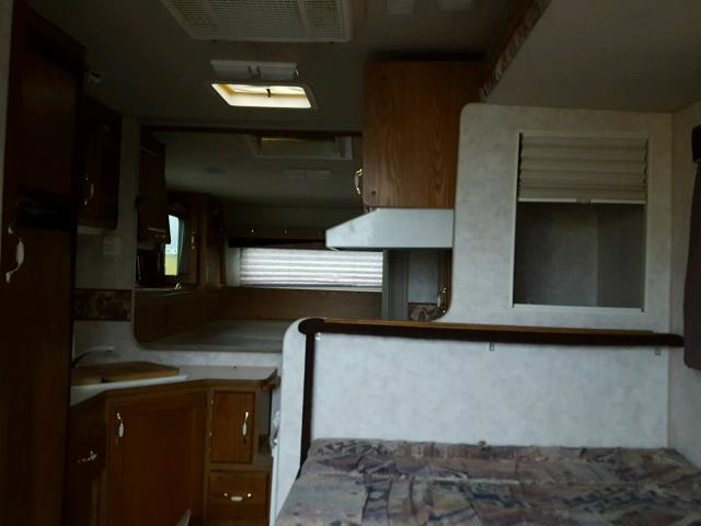 1NCD1080330102197 - 2002 ARCT FOX CAMPER WHITE photo 5