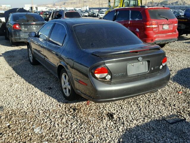 JN1CA31D01T613526 - 2001 NISSAN MAXIMA GXE GRAY photo 3