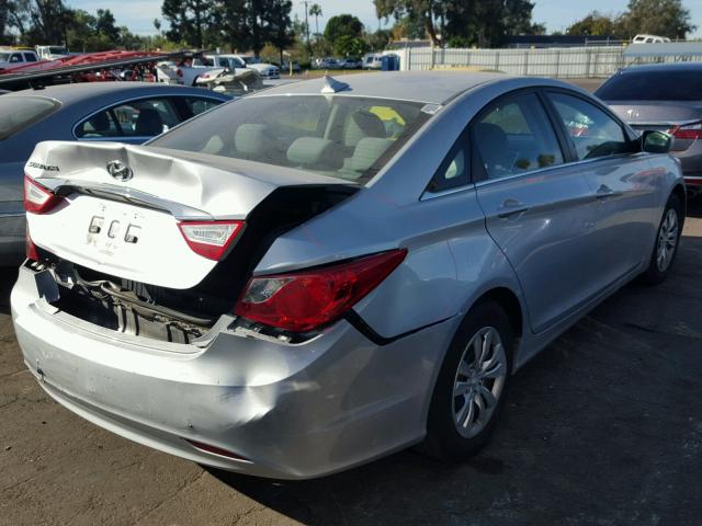 5NPEB4AC3BH279028 - 2011 HYUNDAI SONATA GLS SILVER photo 4