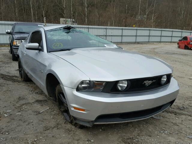 1ZVBP8CF8B5162674 - 2011 FORD MUSTANG GT SILVER photo 1