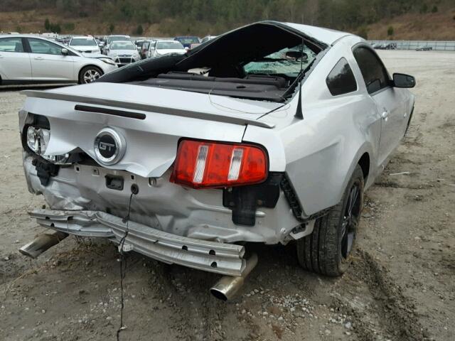 1ZVBP8CF8B5162674 - 2011 FORD MUSTANG GT SILVER photo 4