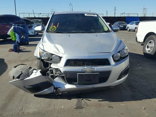 1G1JC5SG5E4103927 - 2014 CHEVROLET SONIC LT SILVER photo 9