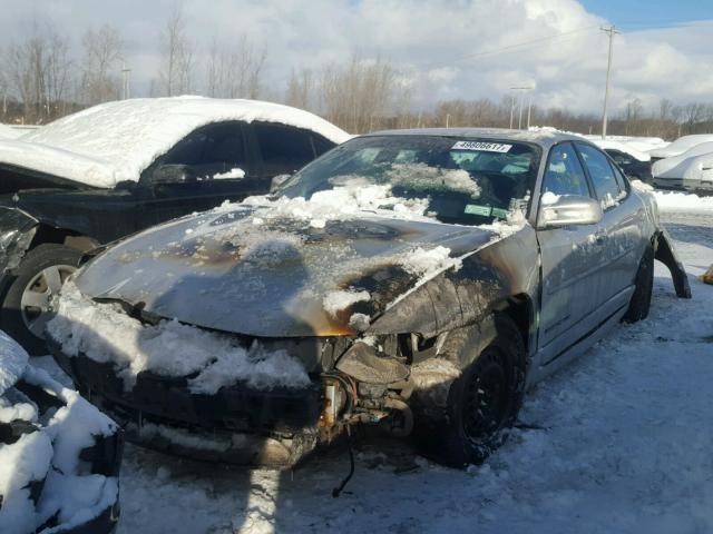 1G2WP52KX2F172753 - 2002 PONTIAC GRAND PRIX SILVER photo 2