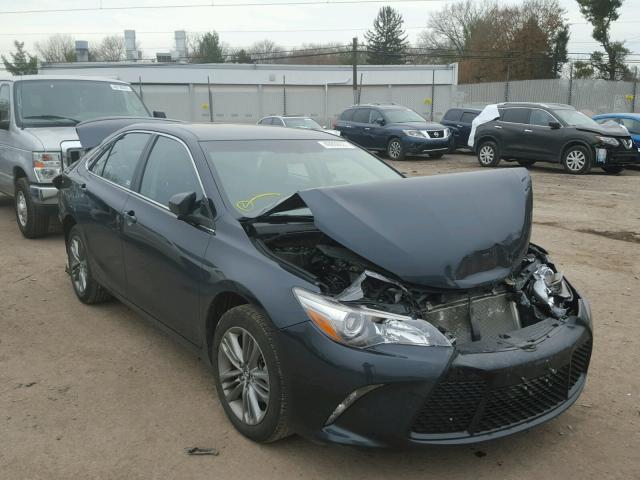 4T1BF1FK5HU379700 - 2017 TOYOTA CAMRY LE BLUE photo 1