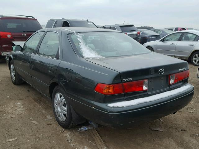 4T1BG22K1YU924977 - 2000 TOYOTA CAMRY CE GREEN photo 3