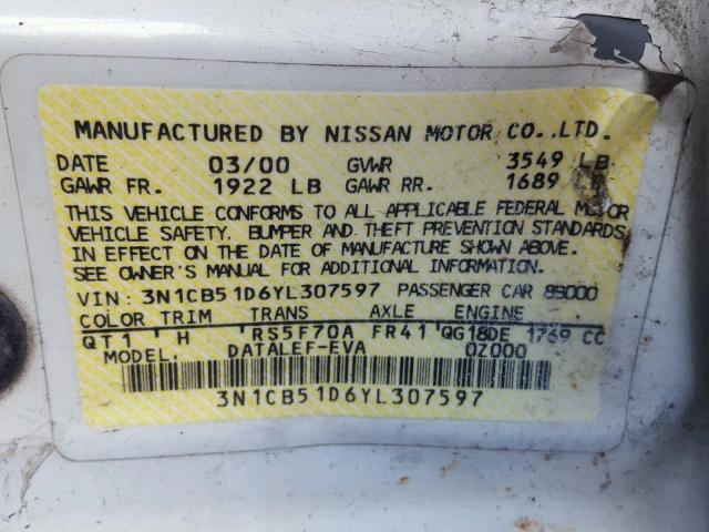 3N1CB51D6YL307597 - 2000 NISSAN SENTRA BAS WHITE photo 10