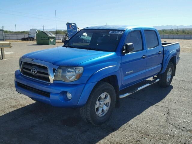 3TMJU4GN8AM094192 - 2010 TOYOTA TACOMA DOU BLUE photo 2