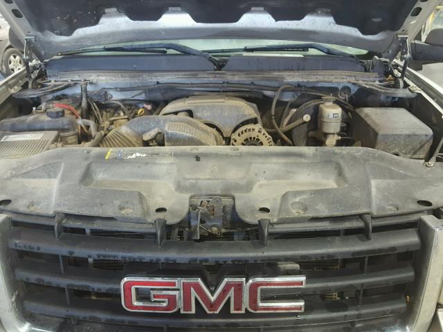 1GTEK14C18Z318095 - 2008 GMC SIERRA K15 GRAY photo 7