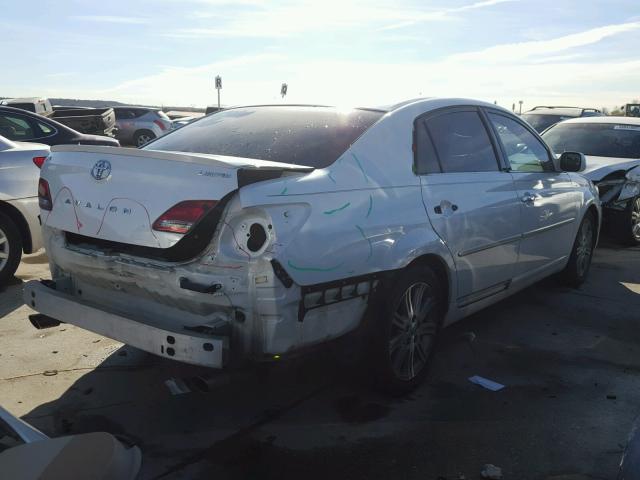 4T1BK36B18U290648 - 2008 TOYOTA AVALON XL WHITE photo 4