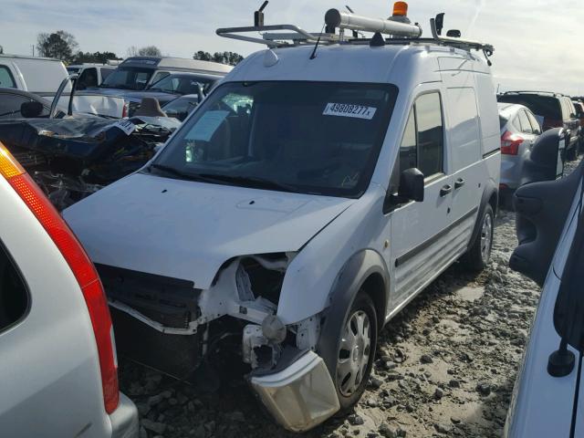 NM0LS7AN3BT056247 - 2011 FORD TRANSIT CO WHITE photo 2