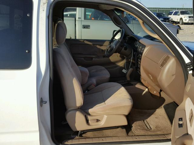 5TEVL52N44Z421230 - 2004 TOYOTA TACOMA XTR WHITE photo 5