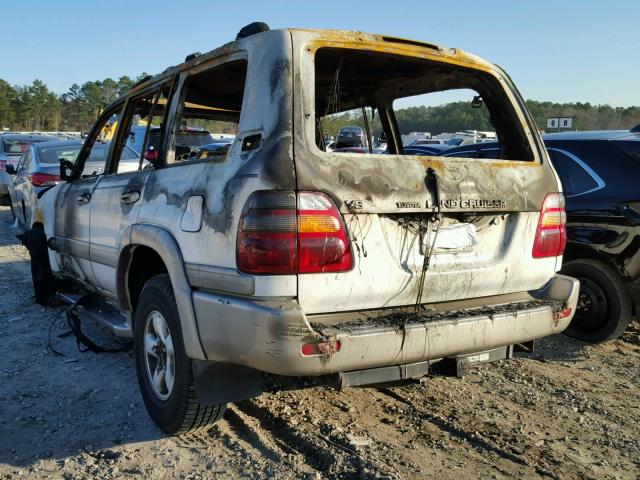 JT3HT05J7Y0094342 - 2000 TOYOTA LAND CRUIS WHITE photo 3