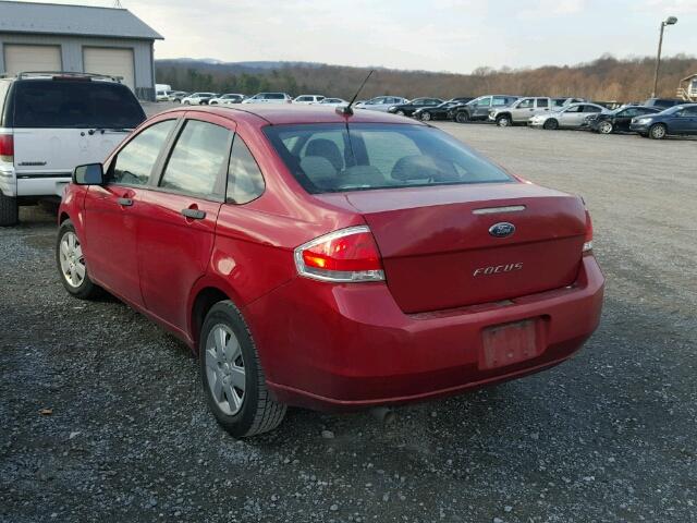 1FAHP3EN4AW237647 - 2010 FORD FOCUS S RED photo 3