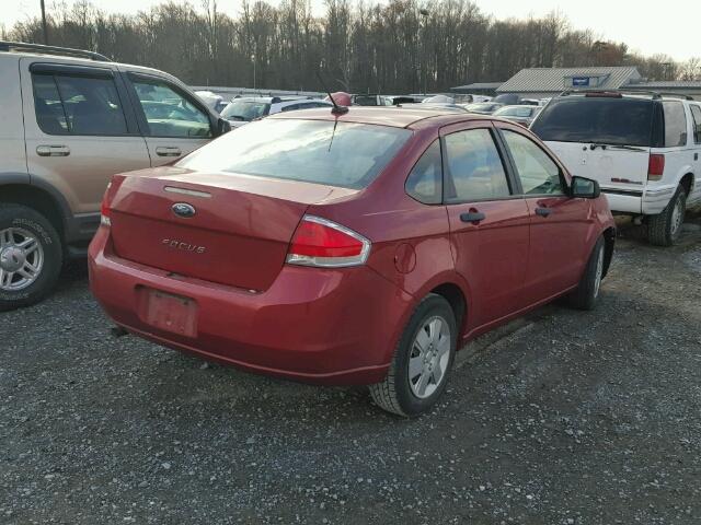 1FAHP3EN4AW237647 - 2010 FORD FOCUS S RED photo 4