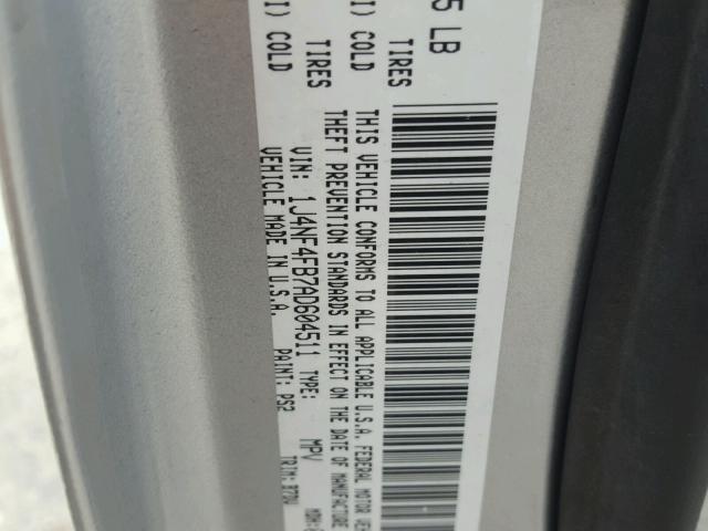 1J4NF4FB7AD604511 - 2010 JEEP COMPASS SP 灰色 照片 10