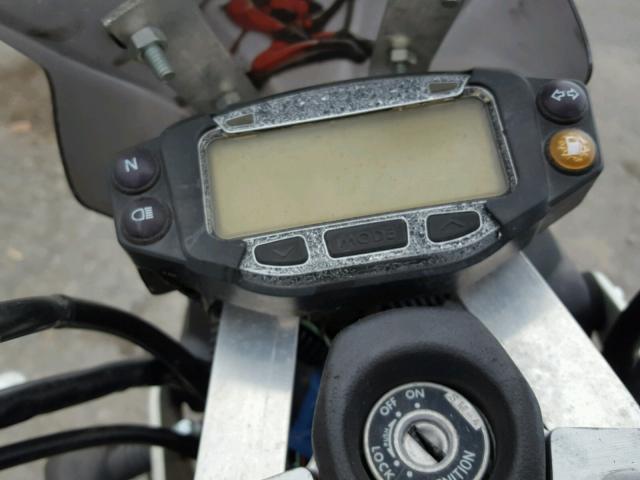 JS1VP52A4Y2102884 - 2000 SUZUKI SV650 BLACK photo 8