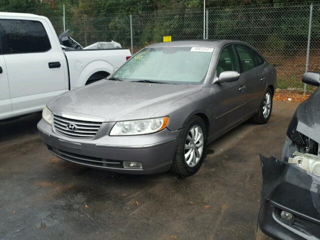 KMHFC46F48A293617 - 2008 HYUNDAI AZERA SE GRAY photo 2