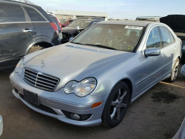 WDBRF52H27E025497 - 2007 MERCEDES-BENZ C 230 SILVER photo 2