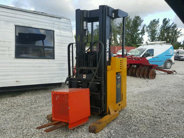 N540249 - 2003 YALE FORKLIFT YELLOW photo 2