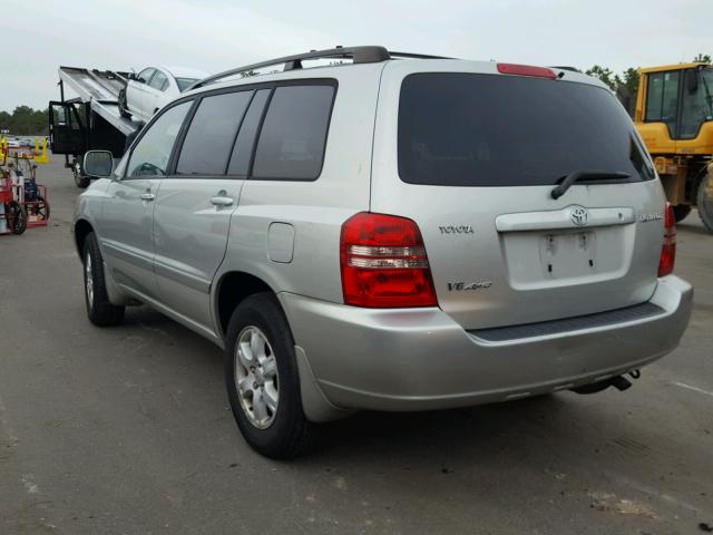 JTEHF21A930154565 - 2003 TOYOTA HIGHLANDER SILVER photo 3