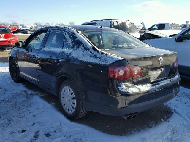 3VWJM71K58M123817 - 2008 VOLKSWAGEN JETTA S BLACK photo 3