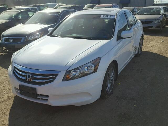 1HGCP2F87CA093634 - 2012 HONDA ACCORD EXL WHITE photo 2