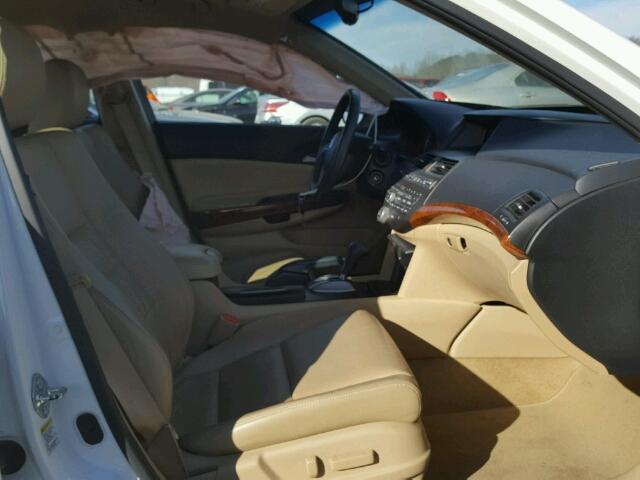 1HGCP2F87CA093634 - 2012 HONDA ACCORD EXL WHITE photo 5