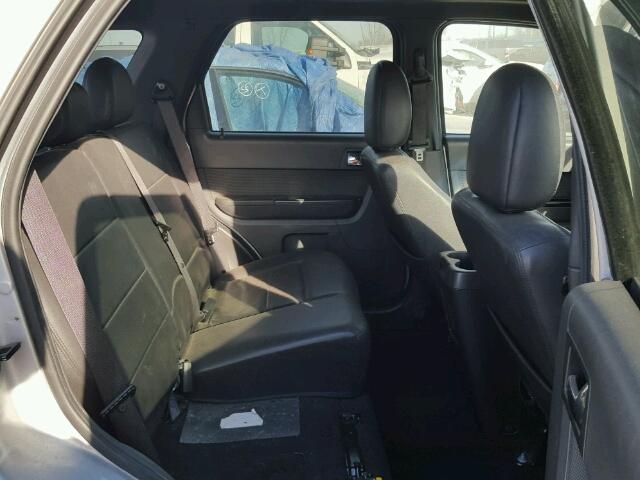 1FMCU0DG7BKB58220 - 2011 FORD ESCAPE XLT SILVER photo 6